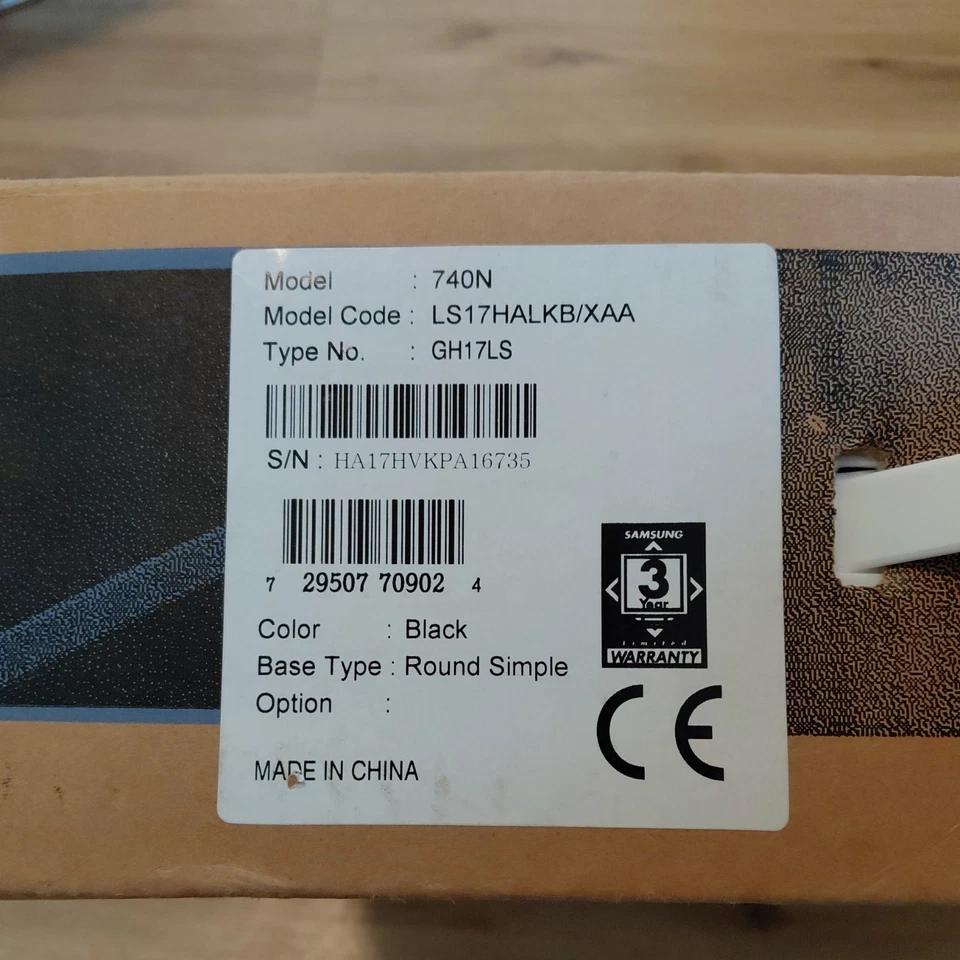 NEW Samsung SyncMaster 740N 17" LCD Monitor – Open Box - Image 2 of 4