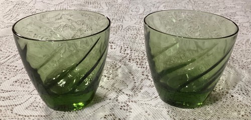 Vintage Libbey Avocado ~ Set of 2 ~ Green Swirl Lowball Glasses - Picture 7 of 9