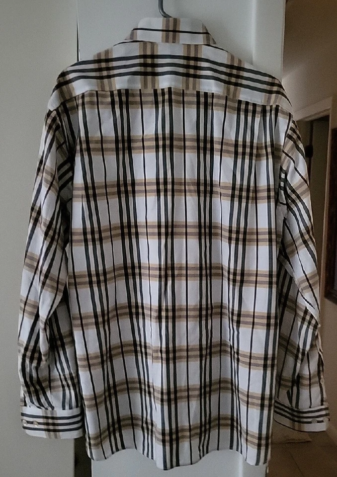 Burberry London Men’s  Plaid Dress Shirt Signature Yellow & White Size L - Image 4 of 4