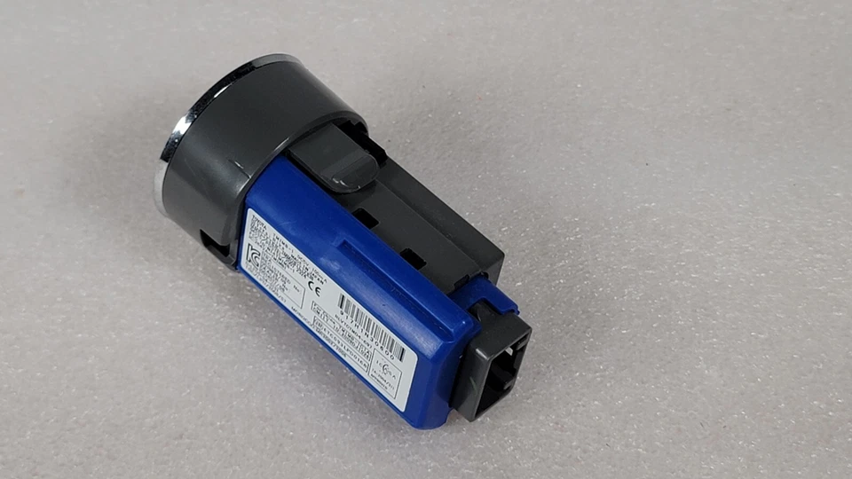 ✅ Botón interruptor de control de parada de arranque de encendido motor Toyota Prius V 12 13 14 15 Foto 3 de 4