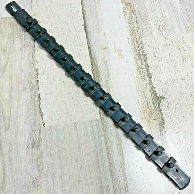 Ernst 1/4'' Drive 18'' Socket Organizer Rail with 15 Twist Lock Clips - Black