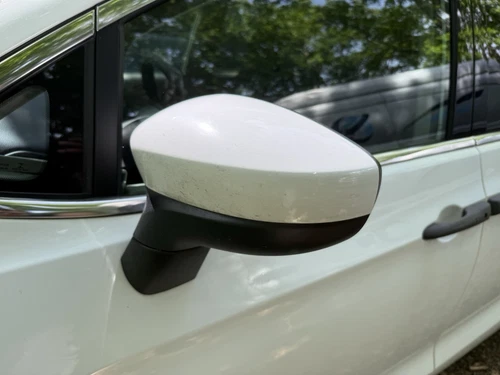 2020 - 2025 CHRYSLER VOYAGER FRONT LEFT SIDE DOOR REAR VIEW MIRROR OEM White