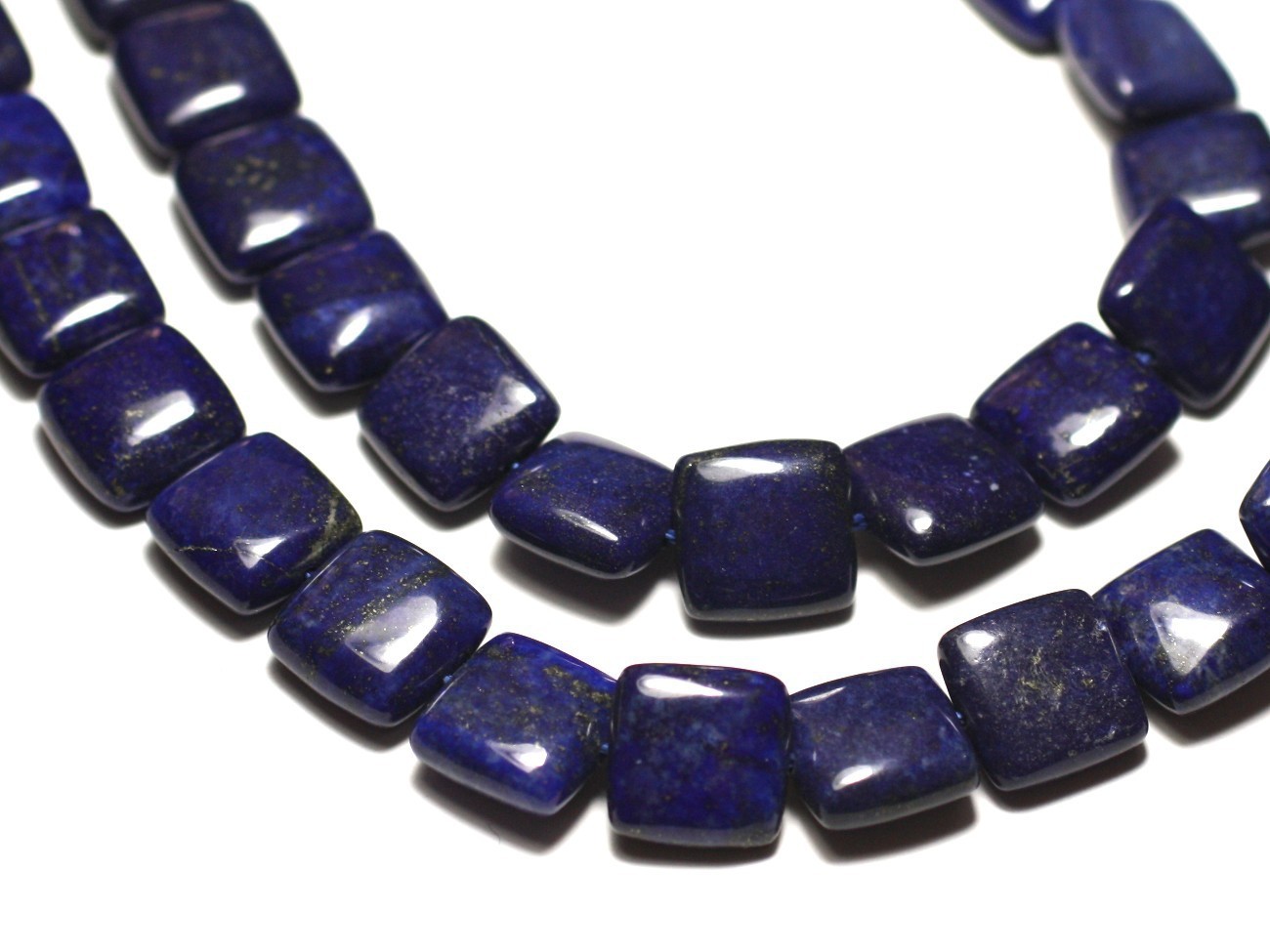 Lapis Lazuli Carrés 10mm : Perles en Pierre Authentique pour Harmoniser vos Créations