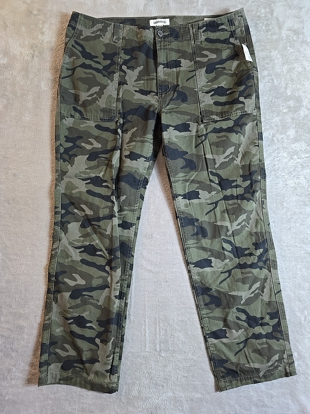 Men's Camo Cargo Pants 38W x 30L New With Tags