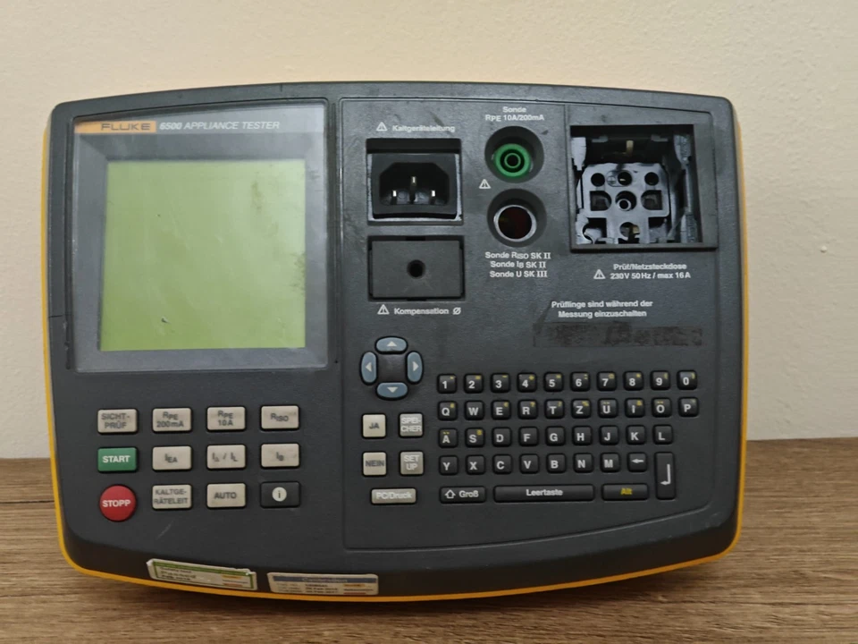 FLUKE 6500 Gerätetester | Tragbares Prüfgerät Tester / (UNGETESTET) - Bild 3 von 4