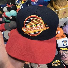 Vtg Vancouver Canucks NHL SnapBack Cap Sports Specialties Script Center Ice