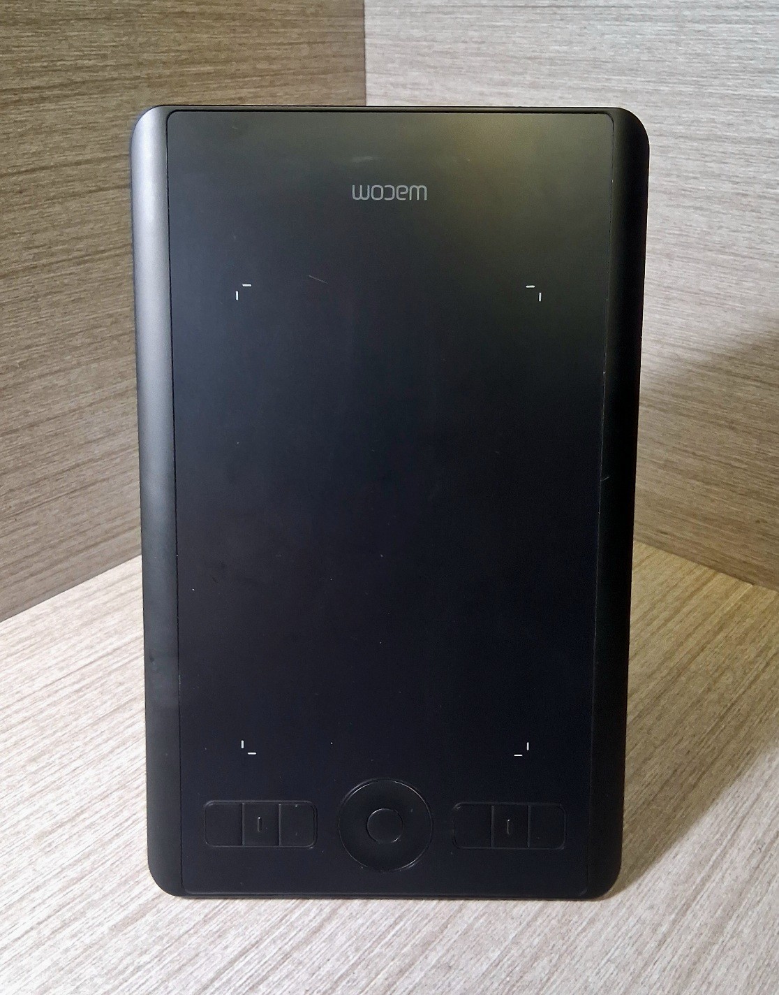 Wacom Intuos Graphics Drawing Tablet