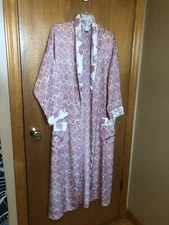 Fantasies By Morgan Taylor Pink Floral Kimono Robe Women’s Size P/S