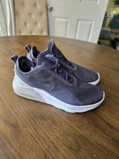 Nike Air Max Motion 2 Gridiron Navy Blue Gray White Mens Size 8 AO0266-009
