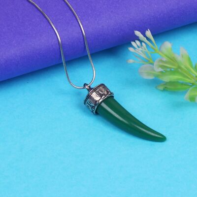 Green Jade Tooth Pendant Necklace 29.00 Ct Oxidized Silver with Free Chain