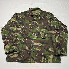 Vintage Camouflage Jacket Mens Large Army Surplus Combat UK Flag Patch Punk Rock