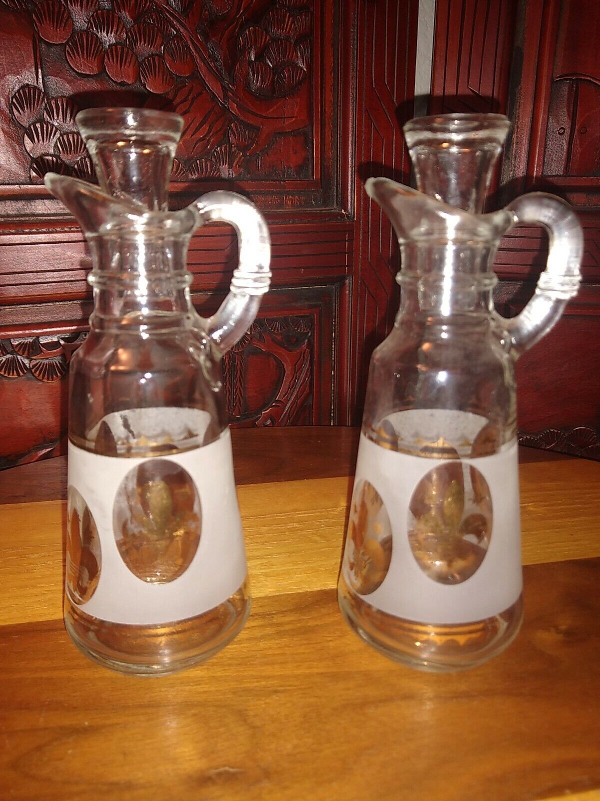Vintage Glass Oil and Vinegar cruet Fixed price for sale Factory outlet Bottles embellished fr gold