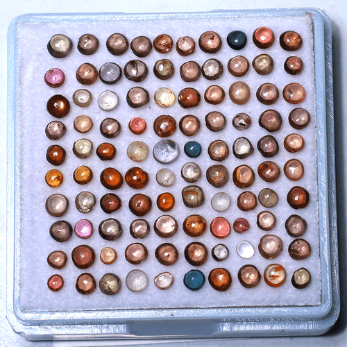 Arco iris de la Tierra ~ 102 piezas piedras preciosas sueltas cabujón natural multi zafiro 2 mm-3 mm - Imagen 3 de 9