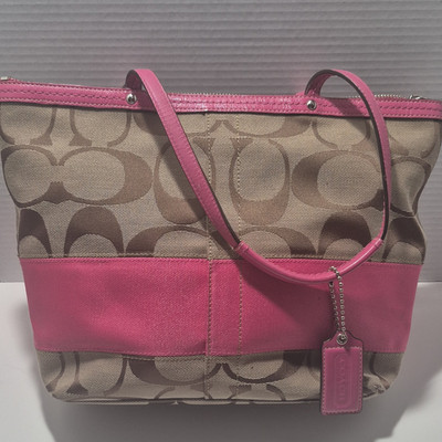 Coach Signature Logo Zip Top Tote Bag Beige/Pink w/ Charm, Inner Pockets