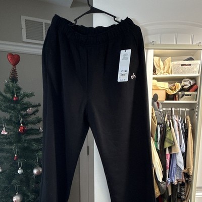 Alo Men s Black Fleece Sweatpants L Drawstring Elastic Waist Pockets Jogger