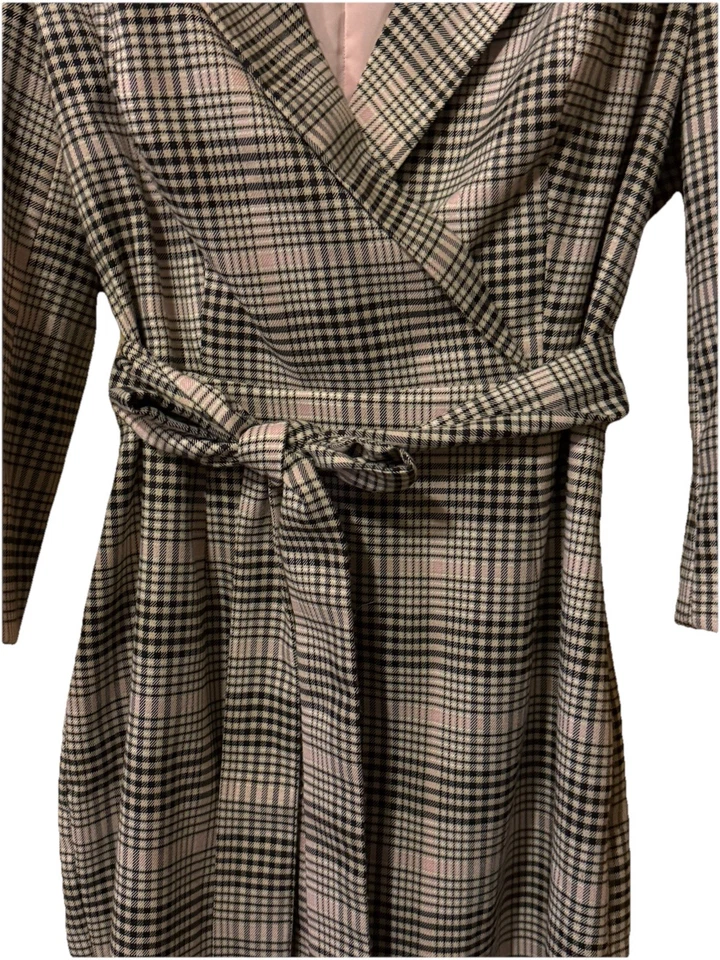 Pre-Owned Alexia Admor Size Medium Double Breasted Dress Soft Pink Plaid - Image 2 of 4