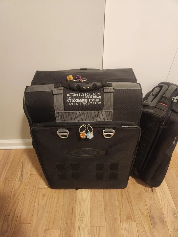 Juego de equipaje táctico Oakley Foto 2 de 4