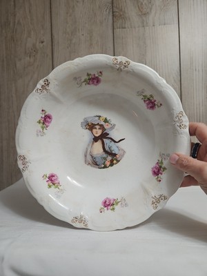 CROWN POTTERIES CO round SERVING BOWL, 10.5'', Victorian Lady in blue w/roses VTG