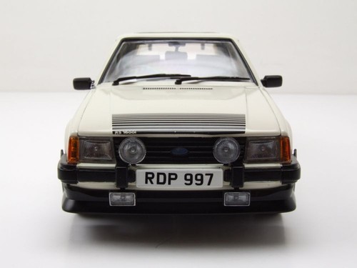 Ford Escort Rs 1600i Rhd 1984 Coche a Escala Blanco 1:18 Sun Star - Imagen 8 de 11