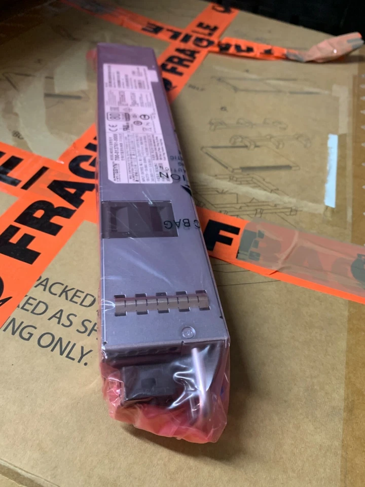 Brand New CISCO NXA-PHV-1100-PE Nexus 1100W Platinum HV-AC-DC Power Supply - Image 2 of 4