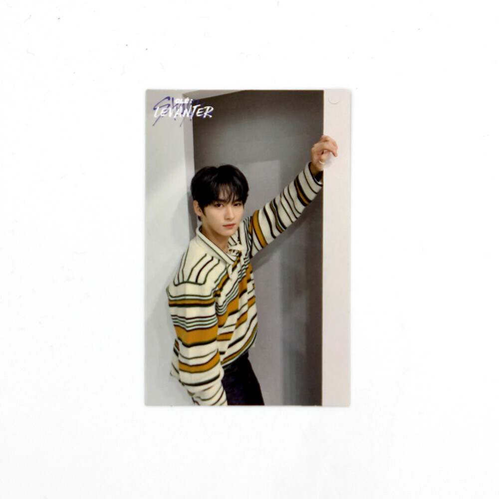 STRAY KIDS] Clé : LEVANTER Official Photocard / Levanter Logo