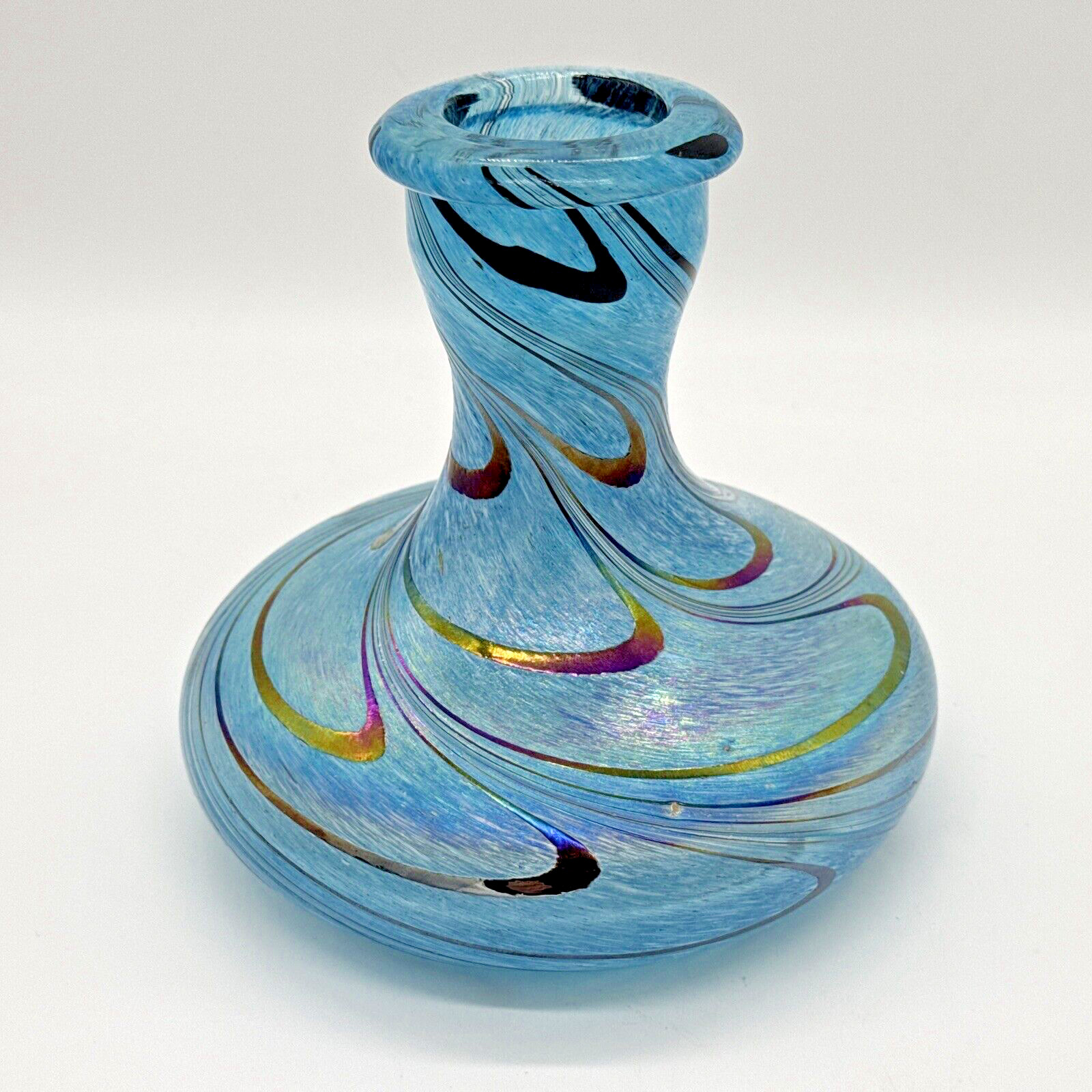 Sahara Smoke Company Iridescent Blue Glass Swirl Hookah Vase 5”
