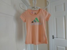 T-Shirt Adidas Sportswear Hazcor Brucor Farbe hell apricot Größe: 7-8 Jahre