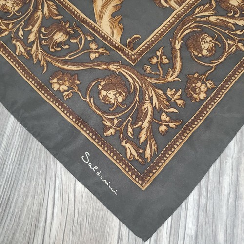 Saldarini Women's Fringed Silk Scarf Square Made in Italy 46" x 46" - Picture 4 of 8