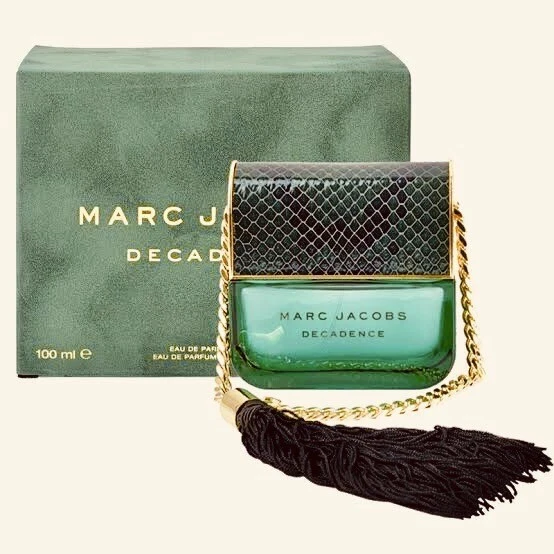 Marc Jacobs Decadence Eau De Parfum Spray For women 3.4 Oz 100 ml