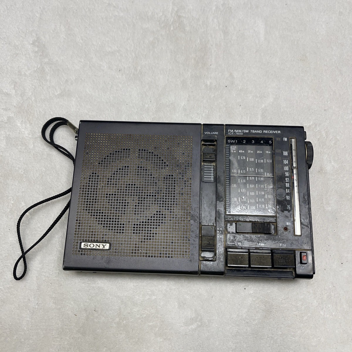 SONY ICF-7600 FM/MW/SW BAND RECEVER 受信機 Sony ICF 7600W FM/MW/SW 7 Band Receiver Vintage Radio Japan