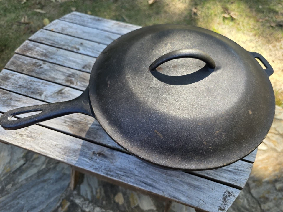 No. Freidora de pollo con tapa 8 10 1/2 pulgadas hecha en EE. UU. Foto 2 de 4