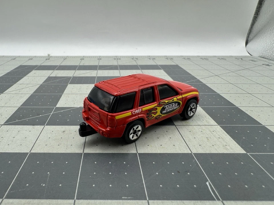 Vintage 2002 Maisto Chevrolet Trailblazer Marvel - Tonka - 1:64 Diecast Car - Image 3 of 4