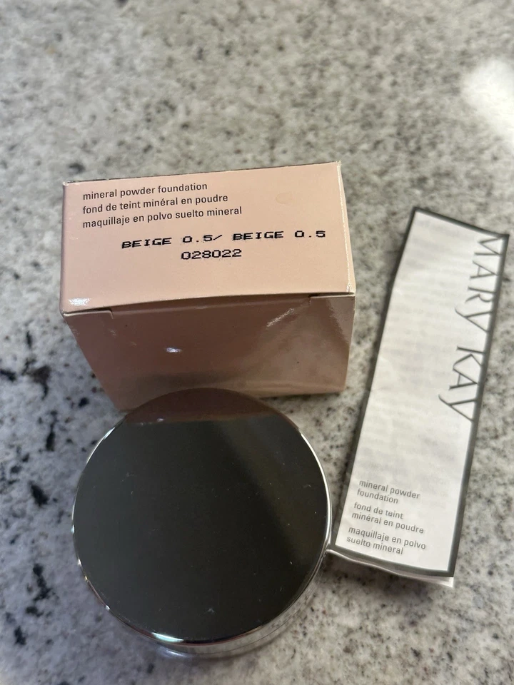 MARY KAY MINERAL POWDER FOUNDATION BEIGE 0.5 #028022 - Image 4 of 4