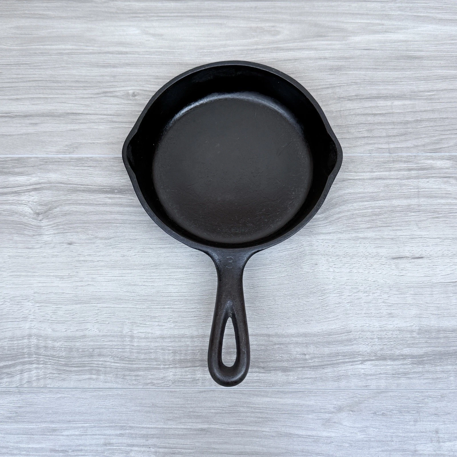 Vintage Wagner Ware Sidney -0- Cast Iron Skillet Small No 3 Frying Pan
Opens in a new window or tab