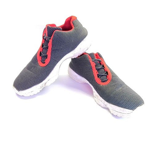 Nike Jordan Brand Future Low Black Red 7.5 EUR 40.5 718948-001 | eBay