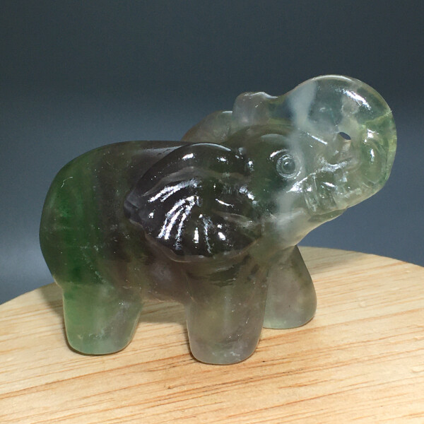87g Natural Crystal.Rainbow fluorite.Hand-carved.Exquisite Elephant statues.gift