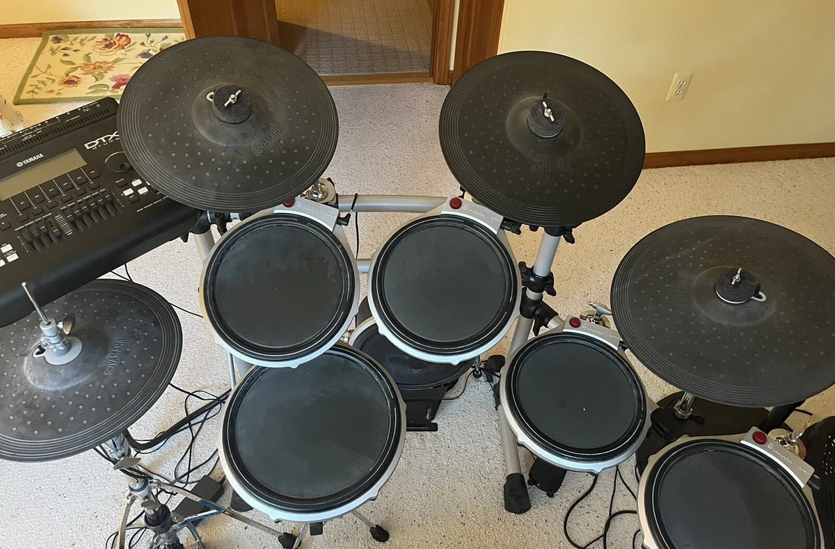 Yamaha dtx900 2024 drum kit