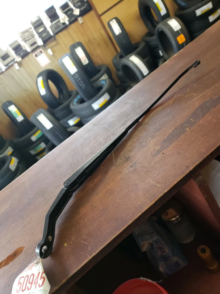 Honda Civic 2005 brazo limpiaparabrisas lado del pasajero derecho Foto 2 de 2