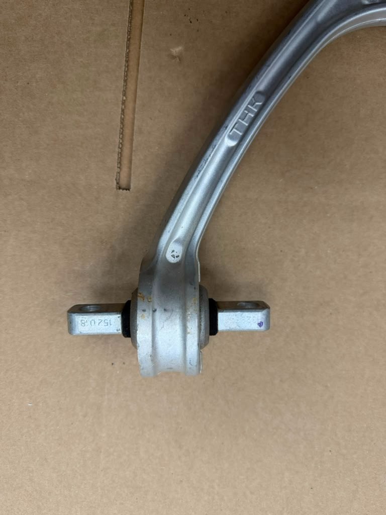 Ferrari Portofino FRONT+LEFT Control arm P/N 331575