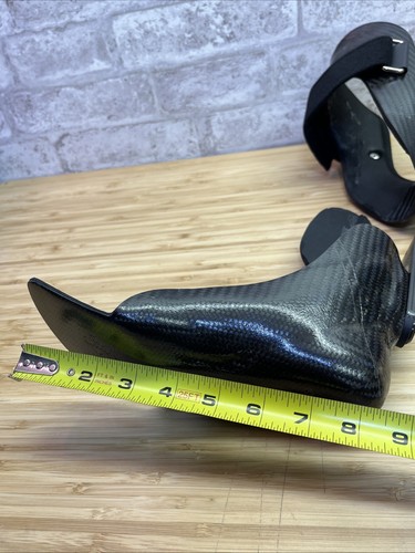 Fabtech Carbon Fiber PDE Leg Support Brace Right Small | Measurement In Pictures - Picture 10 of 14