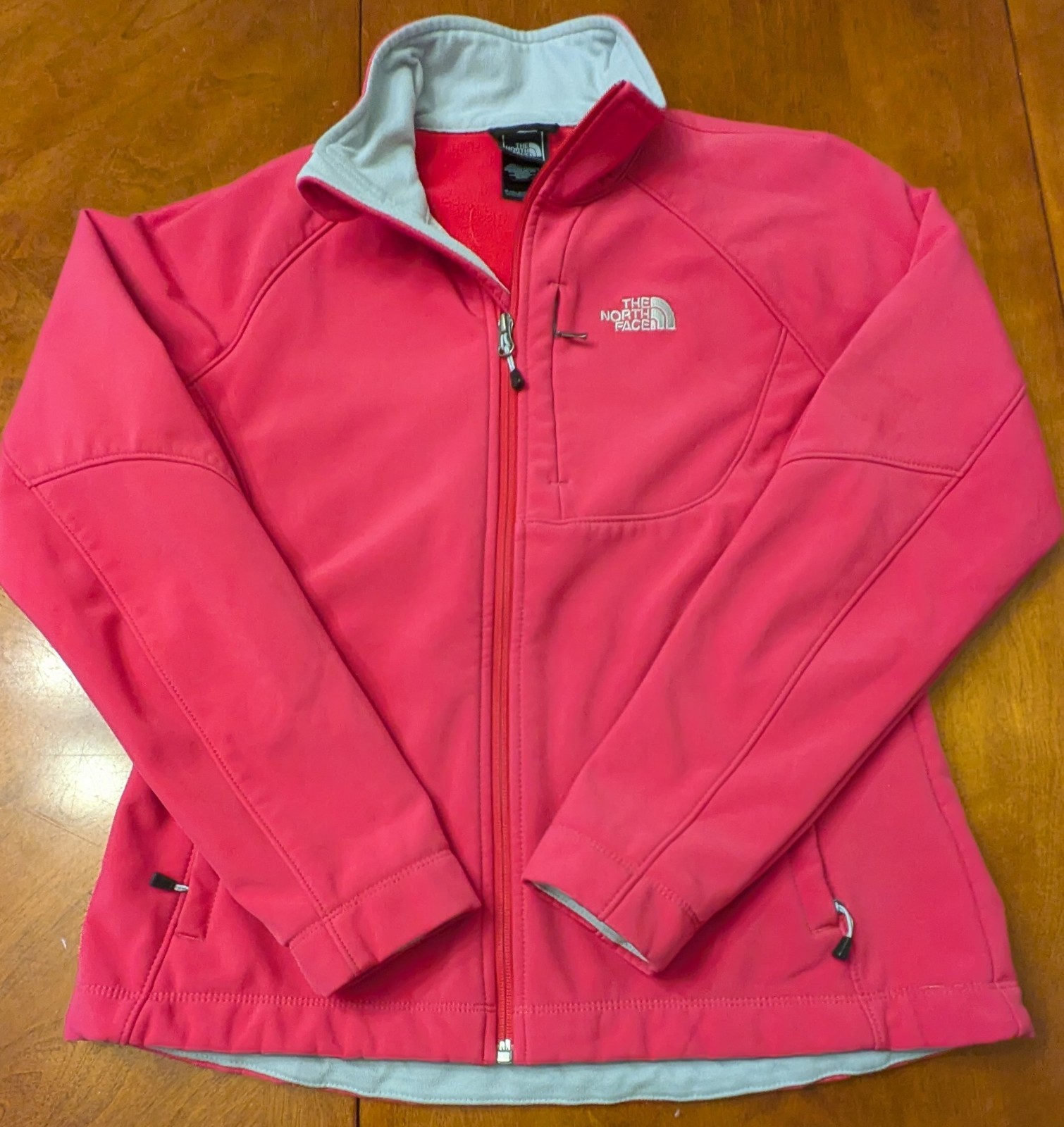 The North Face Women’s Medium Softshell Jacket Pi… - image 1