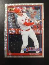 2026 Topps Series 1 #350 Mike Trout Silver Crackleboard Foil Los Angeles Angels
