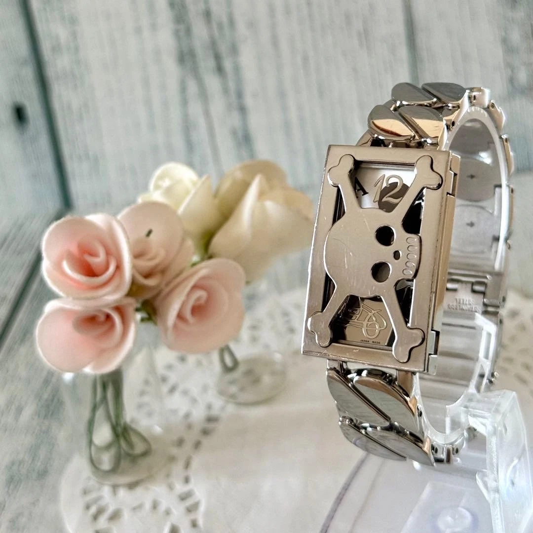 Vivienne Westwood Women Stainless Steel Case Wristwatches for sale