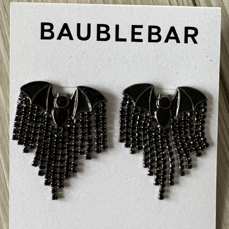 NUEVO CON ETIQUETAS BaubleBar Murciélago Flecos Distintivos Pendientes Nordstrom Halloween Cristal Regalo Foto 2 de 4