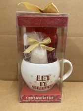 Kohl’s 5-Piece Mug Gift Set Let It Snow Lotion Scented Shower Gel & Bath Salts