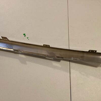 2022-2024 Jeep Grand Cherokee Rear Center Fascia Applique Chrome