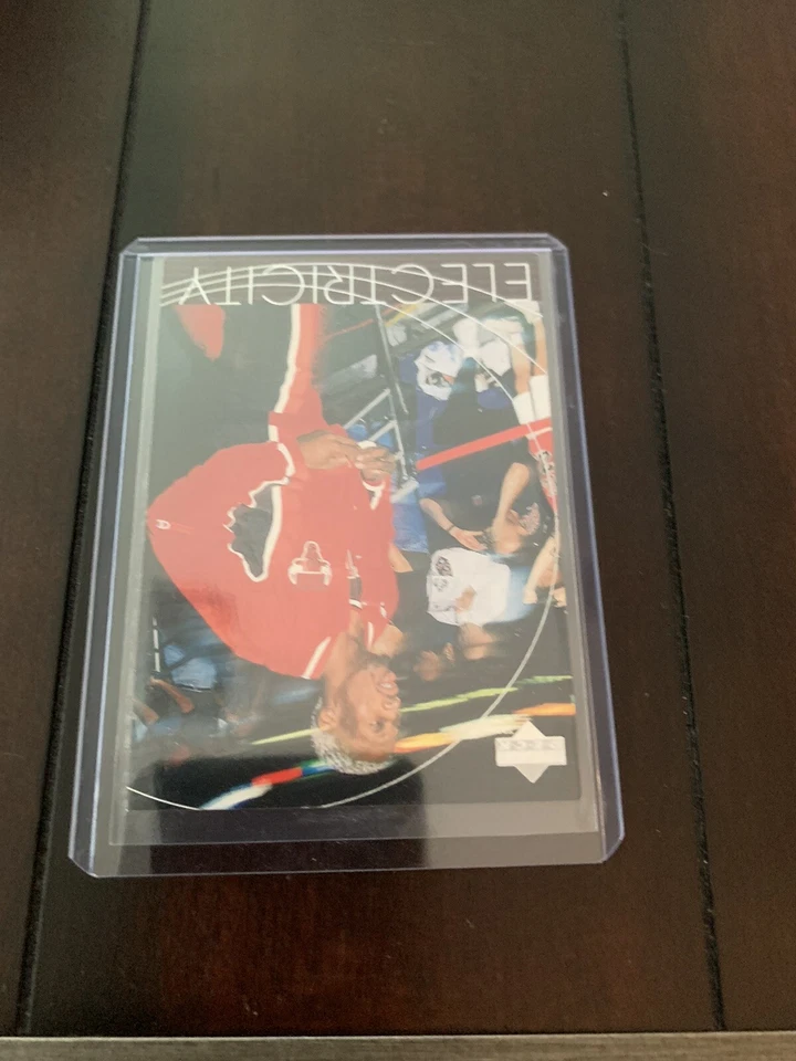 1996-97 Upper Deck #169 Dennis Rodman Electricity RARE MINT BULLS NBA - Image 4 of 4