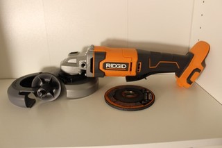 RIDGID 18V Cordless Angle Grinder 4 1/2 in. Tool Only R860451B NEW