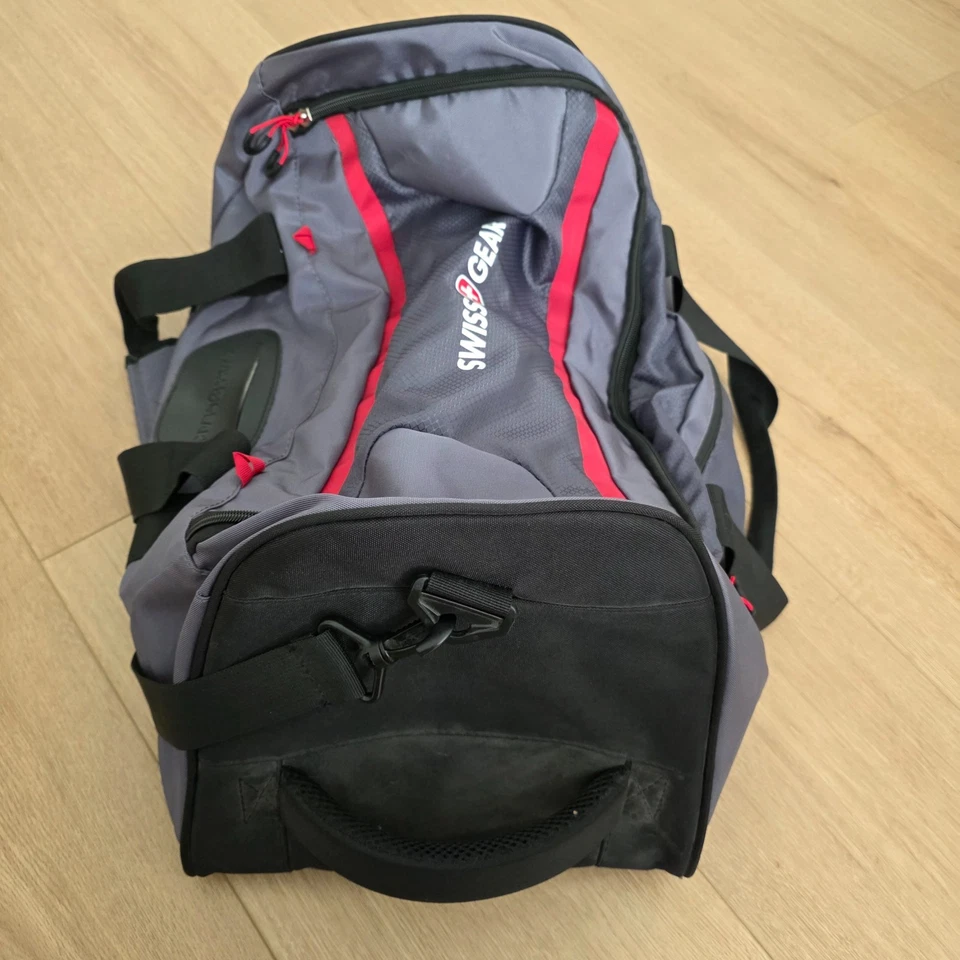 SwissGear 24" Bolsa de Lona Suave Viaje Gimnasio Equipaje Ligero Aerolínea Equipaje de Mano Foto 3 de 4