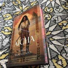 Illumicrate Aicha by Soraya Bouazzaoui Special Edition Sprayed Edges Dig Signed